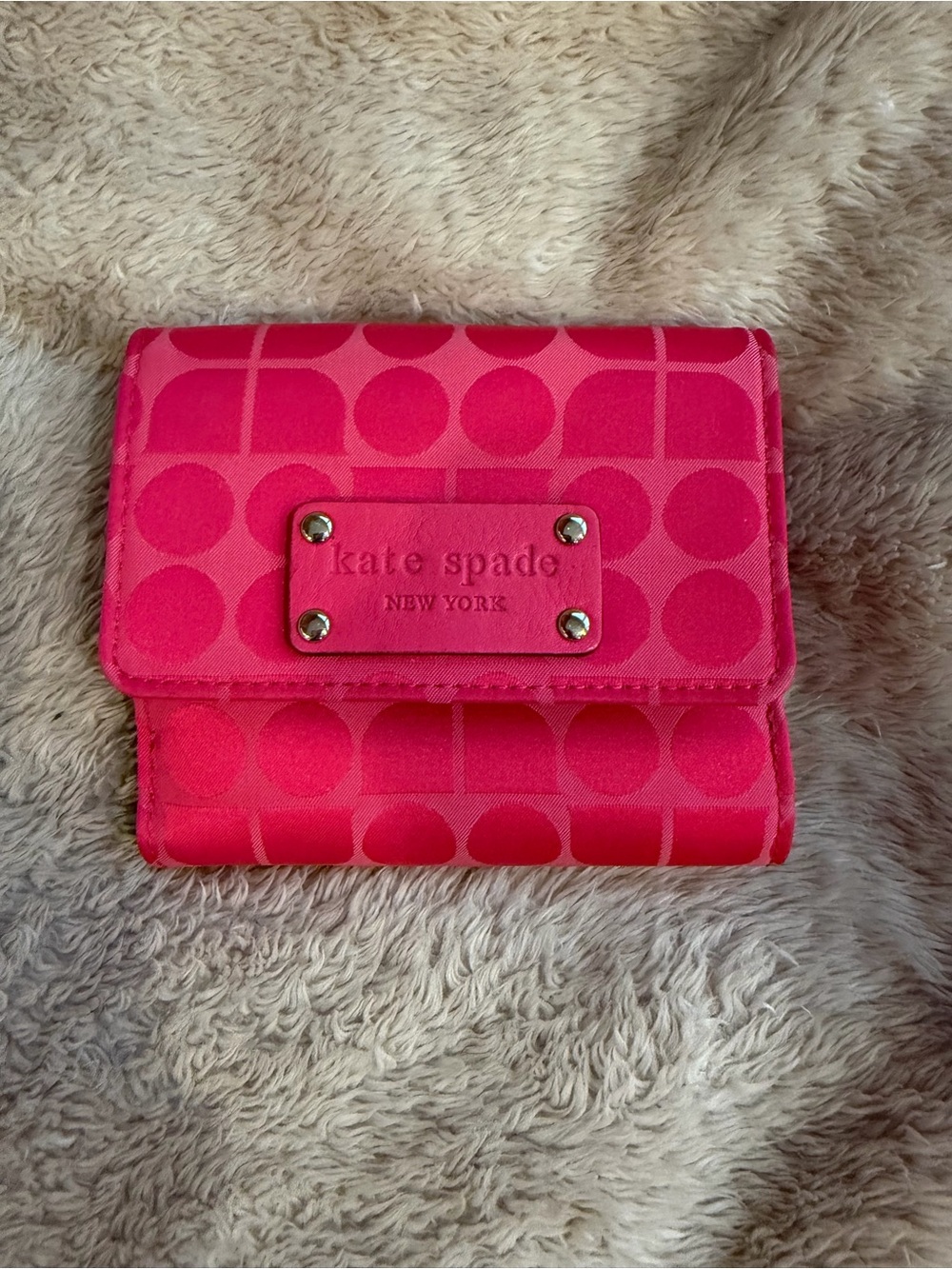 Kate Spade Hot  Pink Noel Jacquard Wallet- Vintage Y2K Style!!